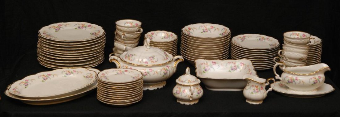 91 PIECE EDELSTEIN MARARETA BAVARIA CHINA SET: Edelstein Bavarian porcelain 12-6 place setting 'Margareta' pattern china set. Set includes: 12 dinner plates (10"), 12 sauce bowls, 12 tea cup and saucer sets, 12 saucers, 12 bowls, 12 dessert plates