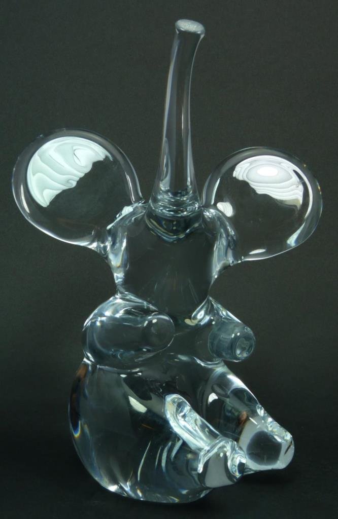 LARGE & HEAVY DAUM FRANCE CRYSTAL ELEPHANT FIGURE: LARGE & HEAVY DAUM FRANCE CRYSTAL ELEPHANT FIGURE Daum France Large Trumpeting Elephant. Signed to base Daum France. Measures 10" tall (25.4cm) x 6-1/4" wide (15.87cm) x 4-1/4" deep (10.79cm). Total w