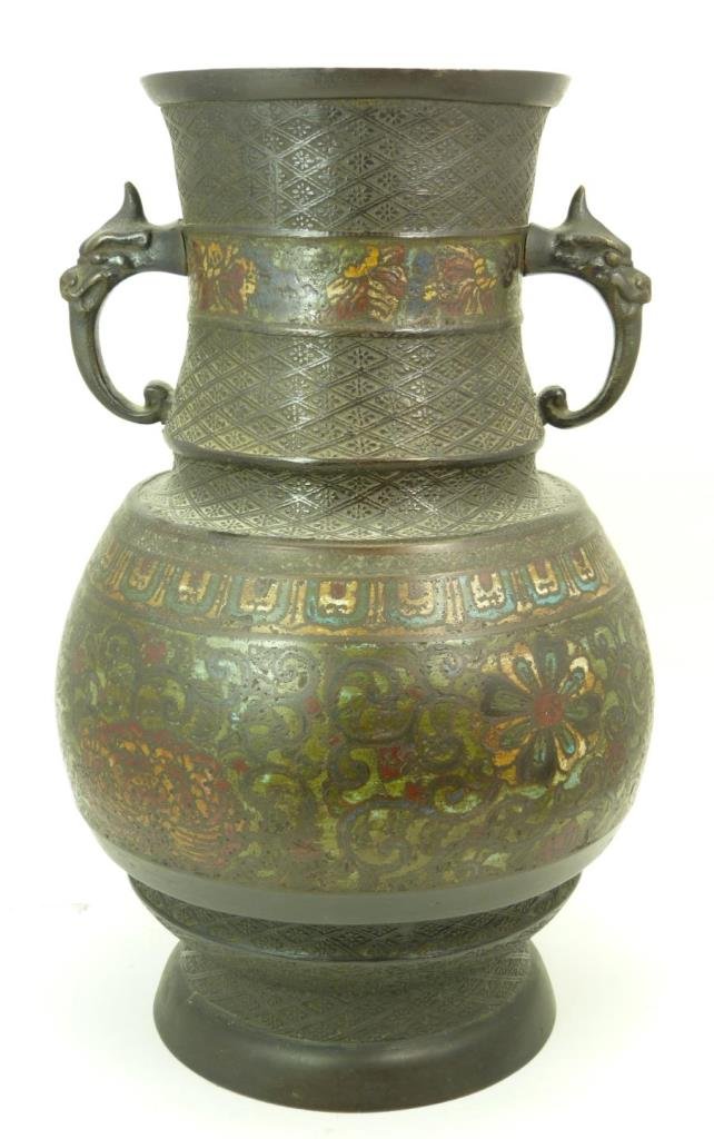 19TH C CHINESE CHAMPLEVE VASE: 19TH C CHINESE CHAMPLEVE VASE Measures 14-1/2" tall (36.83cm). Total weight 4178g
