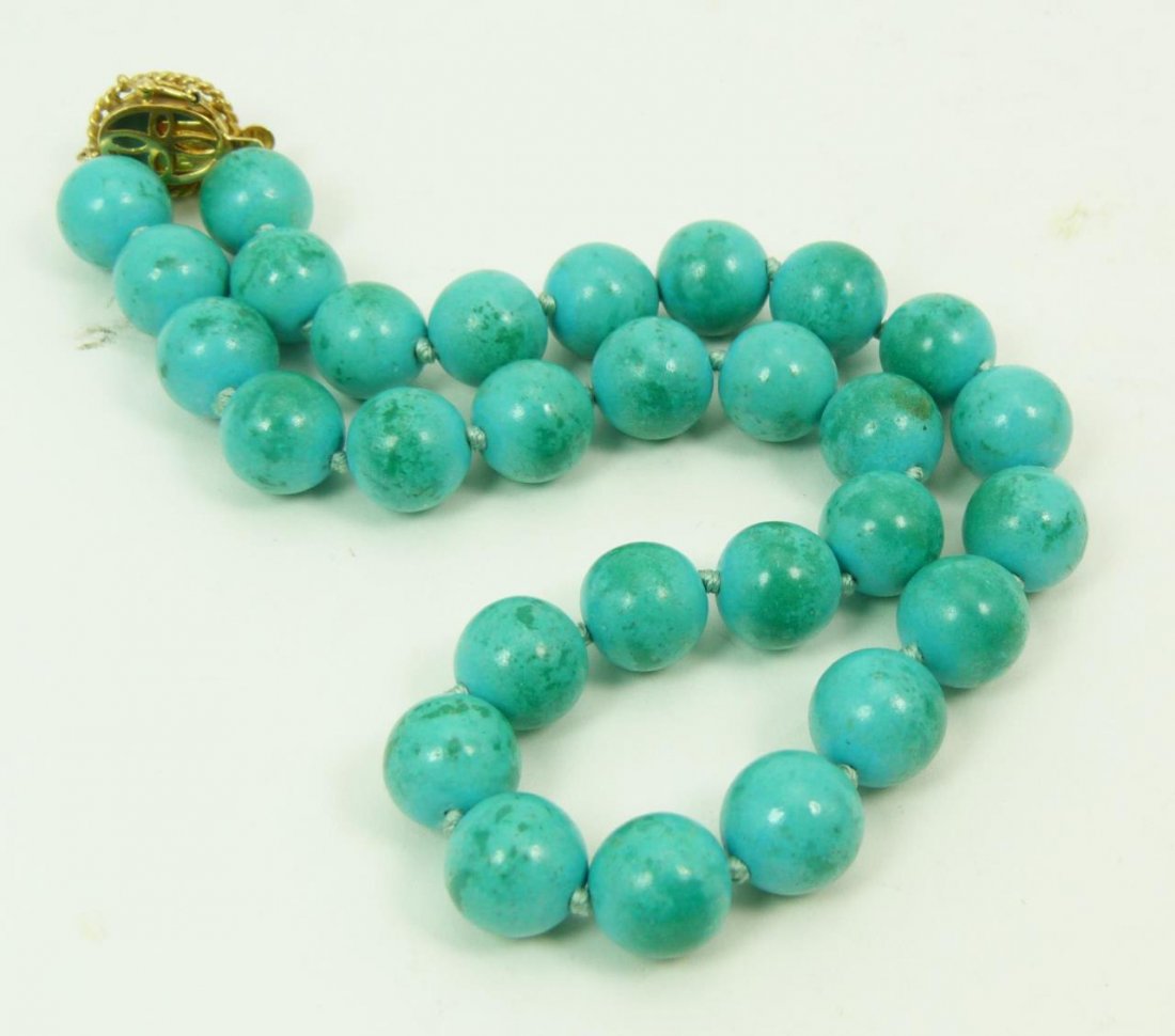 CHINESE 14KT YELLOW GOLD & TURQUOISE CHOKER: VINTAGE CHINESE 14KT YELLOW GOLD & TURQUOISE CHOKER Measures 13" long (33.02cm) 30, 9mm carved turquoise beads. Circa mid 20th century. Total weight 46g