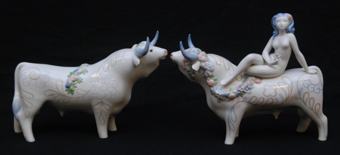 RARE PAIR EARLY LLADRO'S TO INCLUDE LOVE OF EUROPE: RARE PAIR EARLY LLADRO'S TO INCLUDE LOVE OF EUROPE Extraordinary find. 2 of the earliest and rarest Lladro ever made. First being The Love of Europe, retired in 1972 No 1130. Measures 11" tall (27.94c