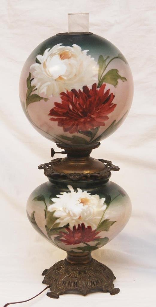 ANTIQUE HAND PAINTED GONE WITH THE WIND LAMP: LOVELY ANTIQUE HAND PAINTED GONE WITH THE WIND LAMP Measures 27" to top of chimney (68.58cm). Beautiful floral painting on globe and base. Circa 1940's. Total weight 480g