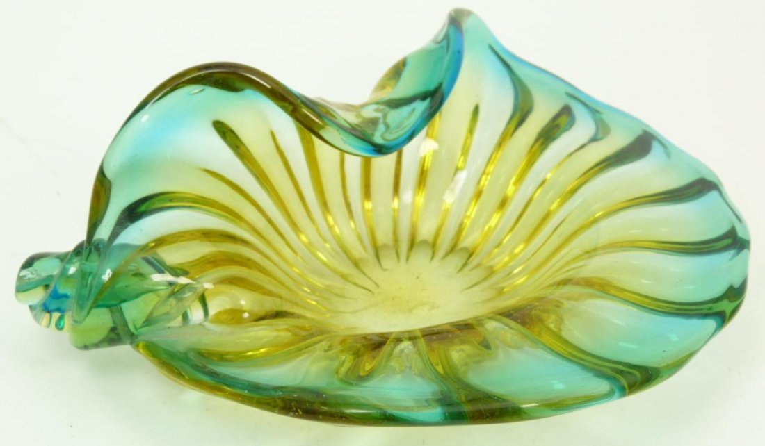 VINTAGE MURANO MULTI COLORED GLASS BOWL: Vintage Murano multi colored glass bowl. Bowl goes from aqua to amber in shell form. Circa mid 20th century. Measures approx 9" (22.86cm) Width. Total approx weight 937g
