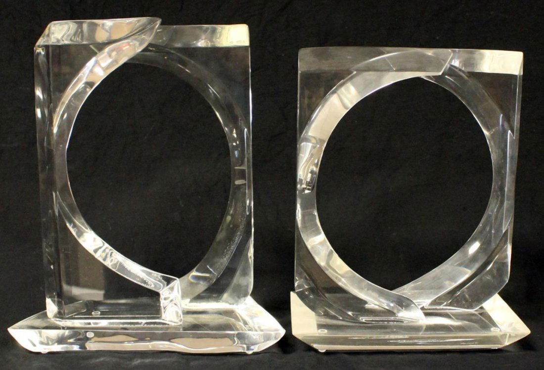 PAIR OF VINTAGE LUCITE ABSTRACT SCULPTURES: Pair of vintage Lucite abstract sculptures. Signed Van Teal. Circa 1970s. Each measures approx 9" (22.86cm) Length x 13" (33.02cm) Height. Total approx weight 2.75kg.