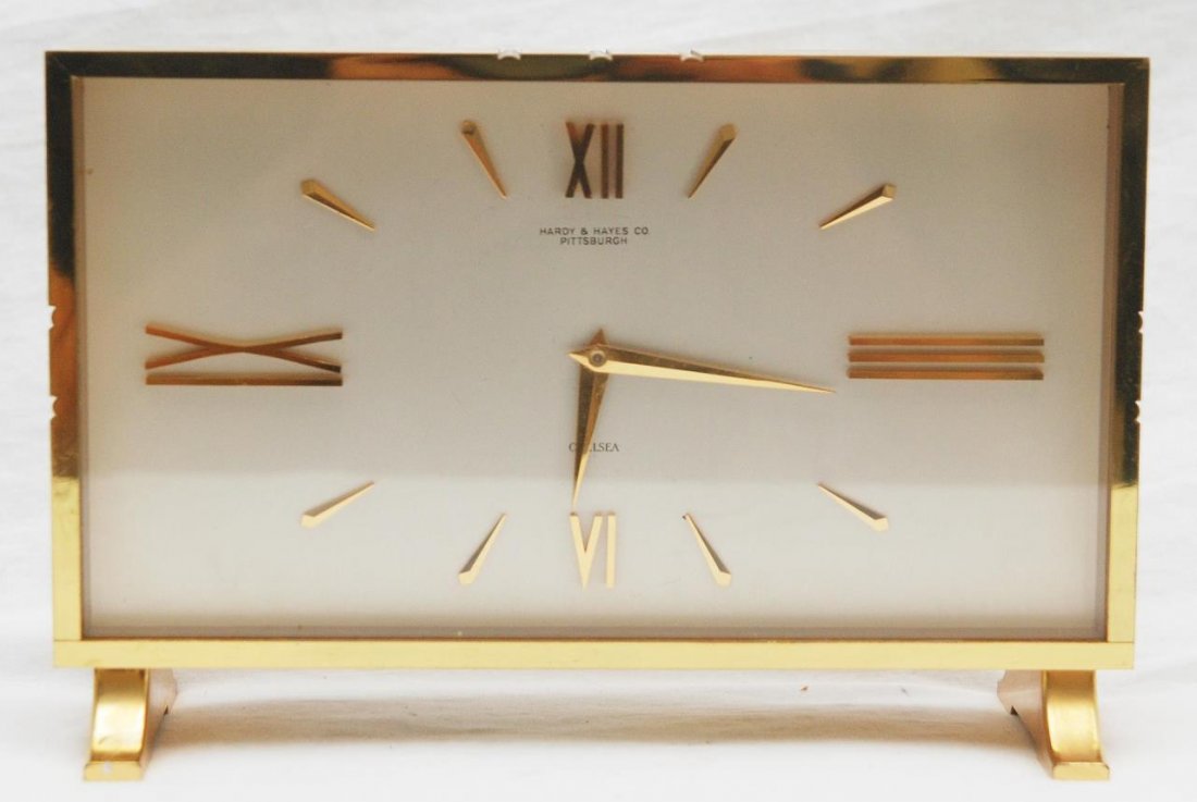 CHELSEA HARDY & HAYES CO VINTAGE TABLE CLOCK (1 of 4)