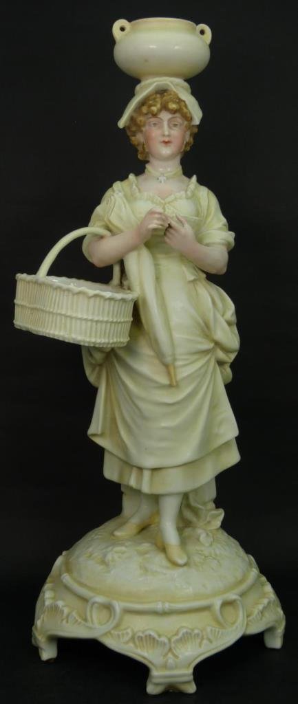 SITZENDORF GERMAN PORCLEAIN FIGURAL CANDLESTICK (1 of 9)