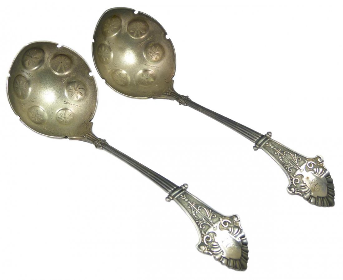 2 GORHAM STERLING SILVER LOUIS XIV GRAVY LADLES (1 of 5)