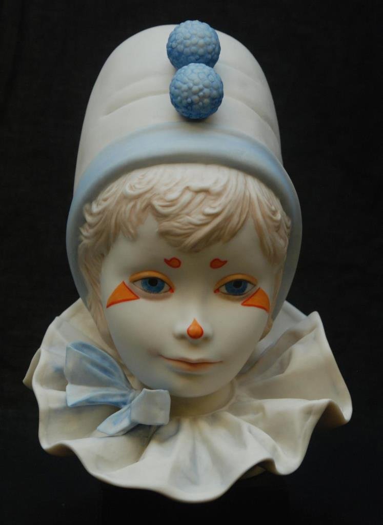 CYBIS PORCELAIN FIGURINE OF A YOUNG CLOWN (1 of 5)