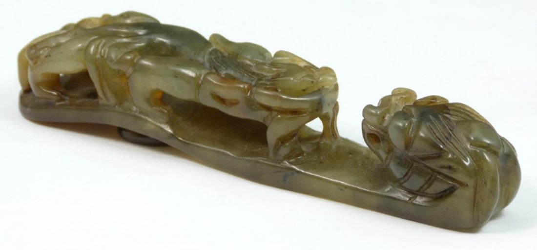 CHINESE GREEN JADE CHIH LUNG DRAGON BELT HOOK (1 of 5)