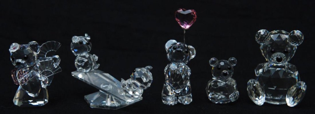 5 SWAROVSKI CRYSTAL TEDDY BEAR FIGURINES (1 of 4)
