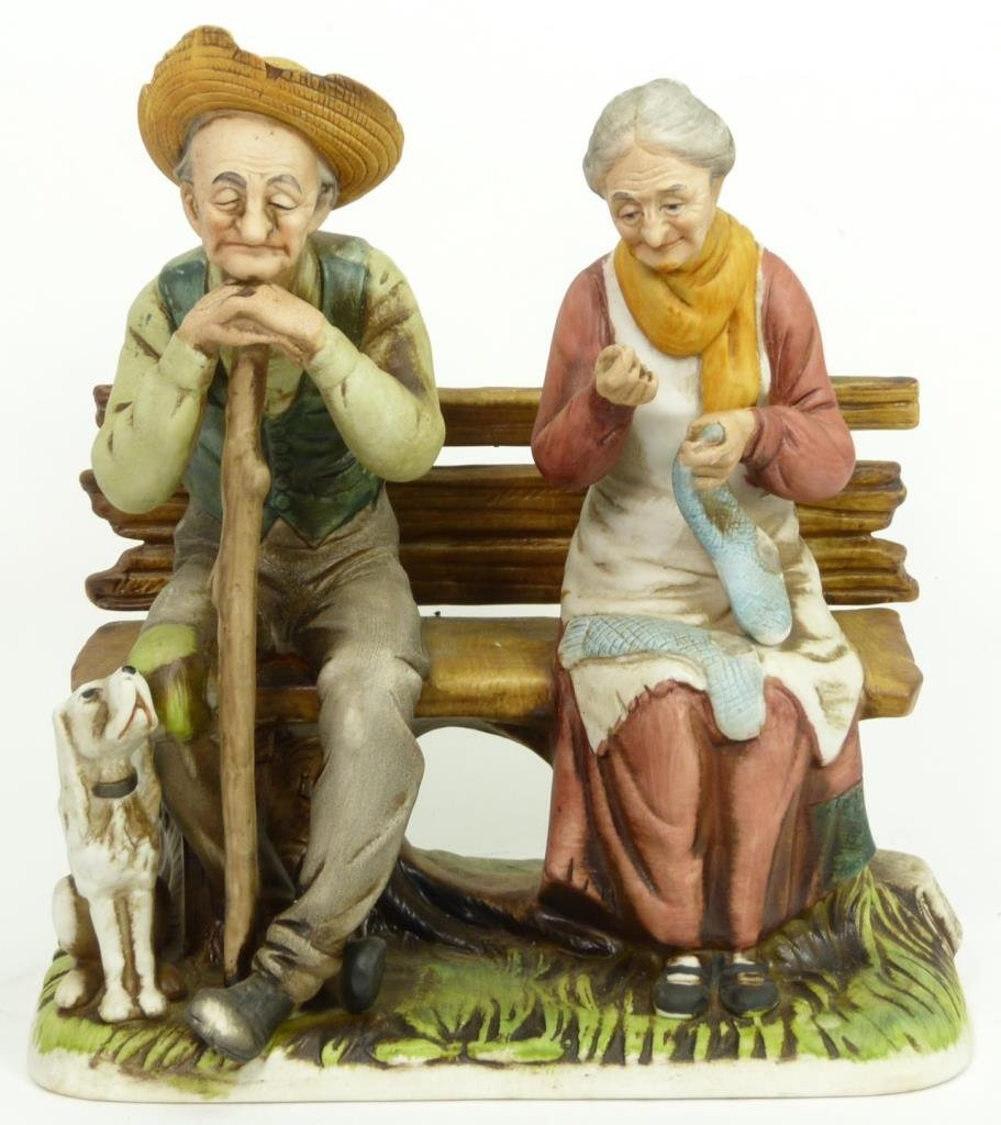 VINTAGE CAPODIMONTE ITALIAN PORCELAIN GROUP FIGURE (1 of 8)