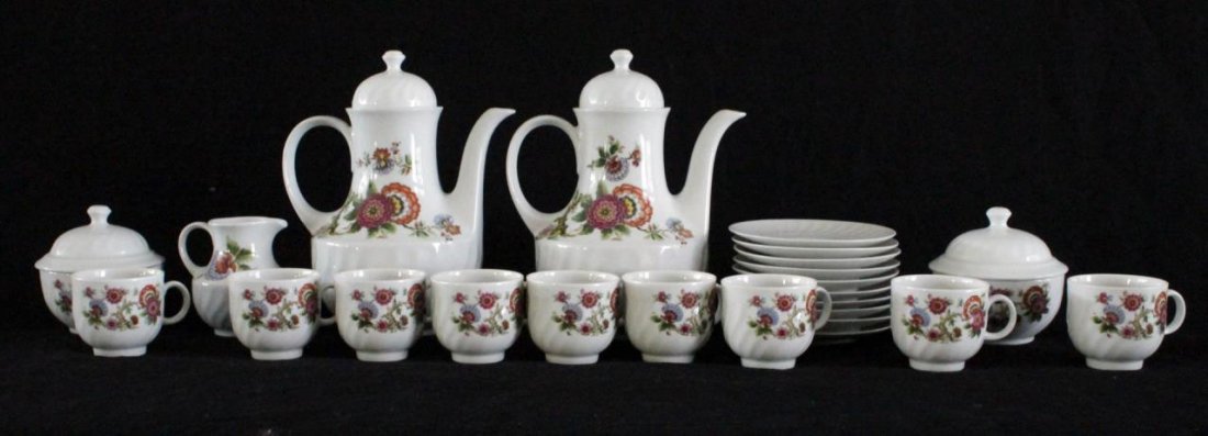 25pc BAREUTHER GERMAN PORCELAIN DEMITASSE SET (1 of 8)