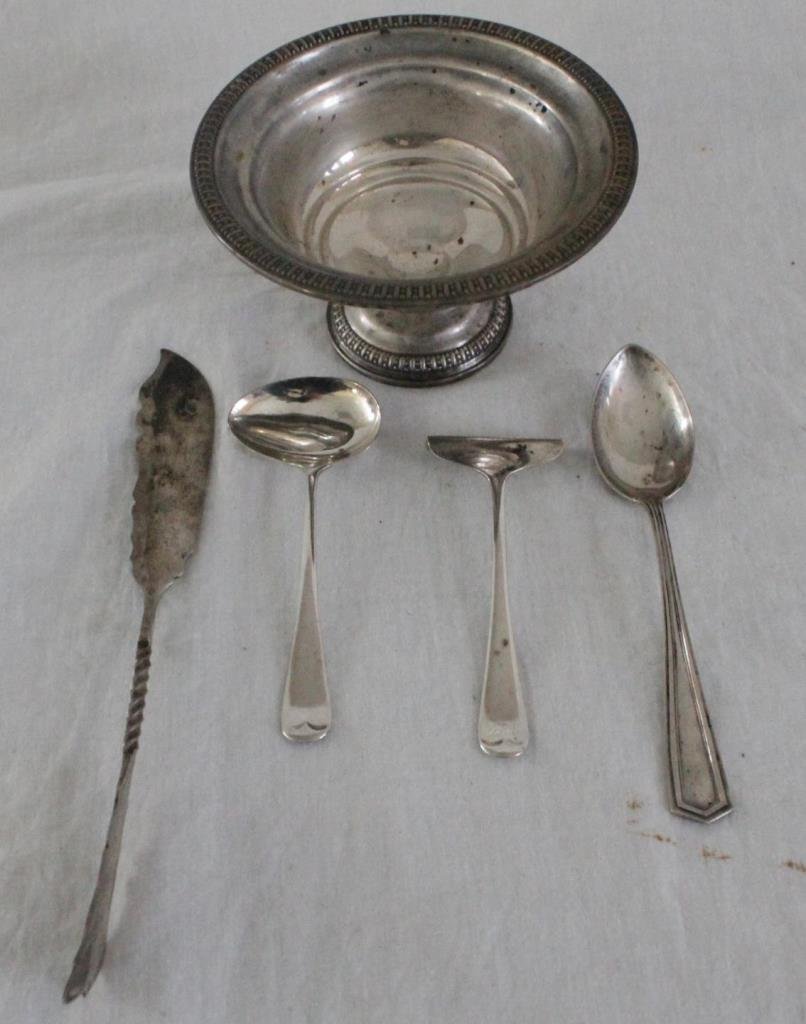 5 ANTIQUE WORLD STERLING & COIN SILVER ITEMS (1 of 9)
