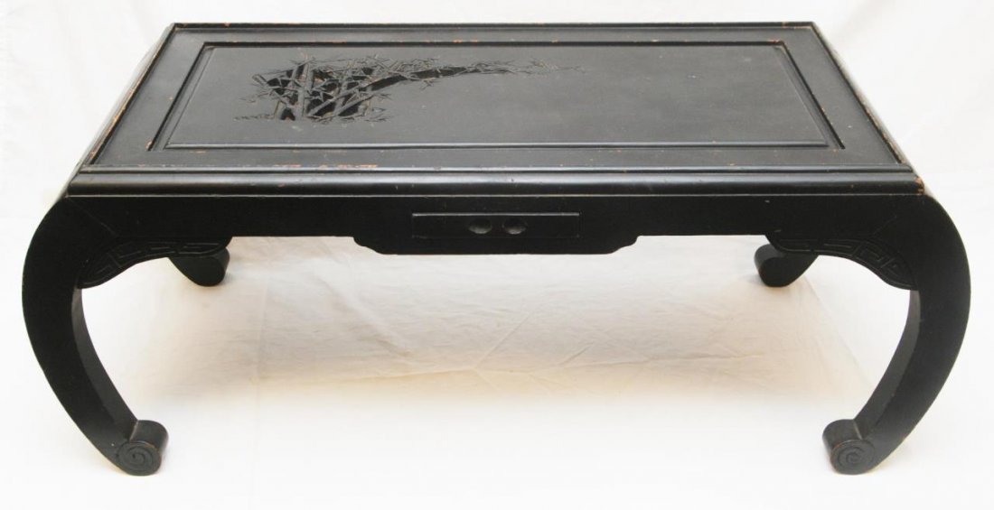 ANTIQUE CHINESE BLACK LACQUER CARVED COFFEE TABLE (1 of 5)