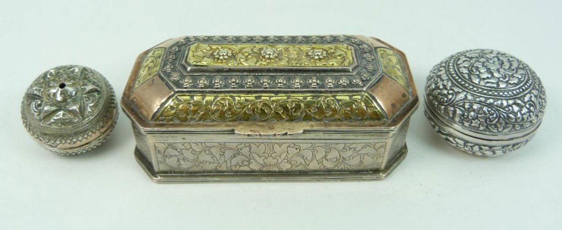 3pcs INDONESIAN YOGYA SILVER BETEL TOBACCO BOXES (1 of 8)