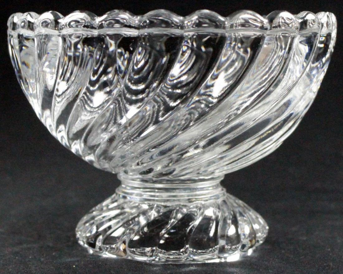 BACCARAT FRENCH CRYSTAL FOOTED CANDY DISH (1 of 7)