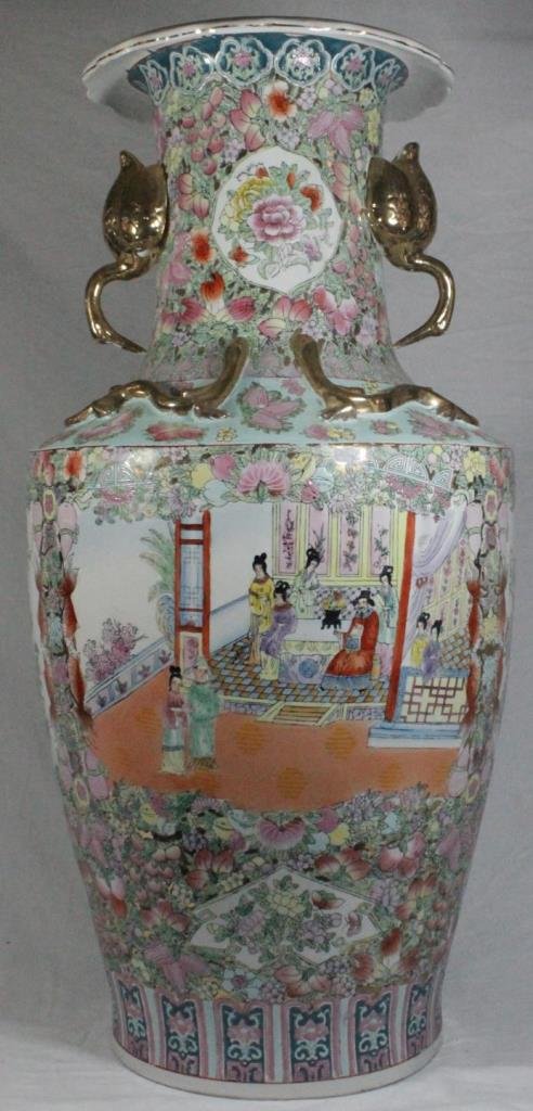 PALACE SIZE CHINESE FAMILLE ROSE FLOOR VASE (1 of 8)