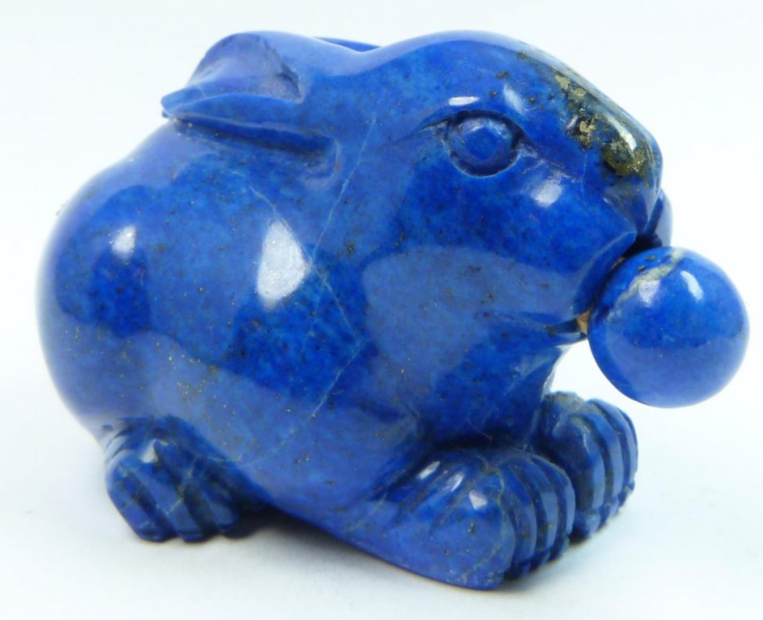 CHINESE CARVED LAPIS LAZULI RABBIT SNUFF BOTTLE