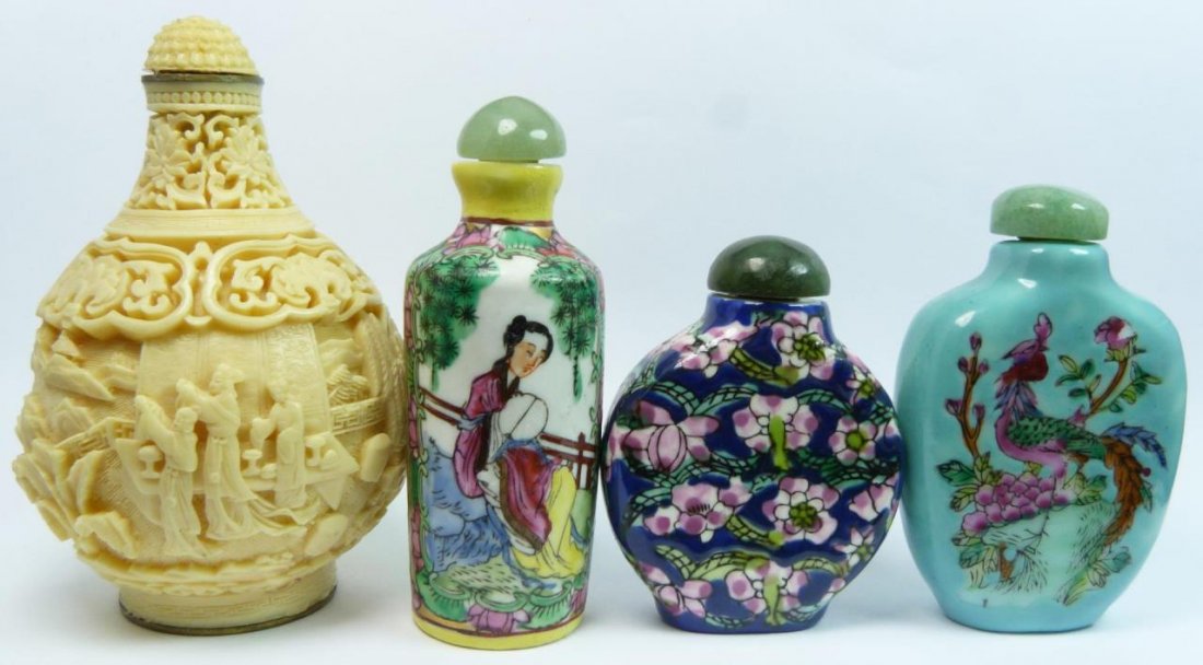 LOT OF 4 CHINESE SNUFF BOTTLES (1 of 8)
