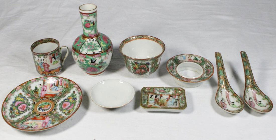 9pc CHINESE OLD ROSE MEDALLION PORCELAIN ITEMS (1 of 10)