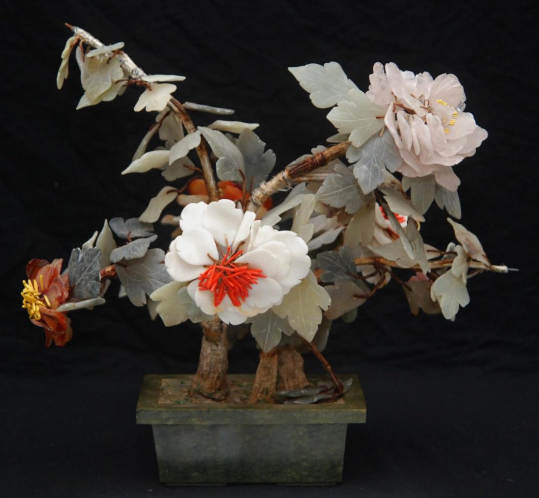VINTAGE CHINESE JADE QUARTZ & CARNELIAN TREE (1 of 7)