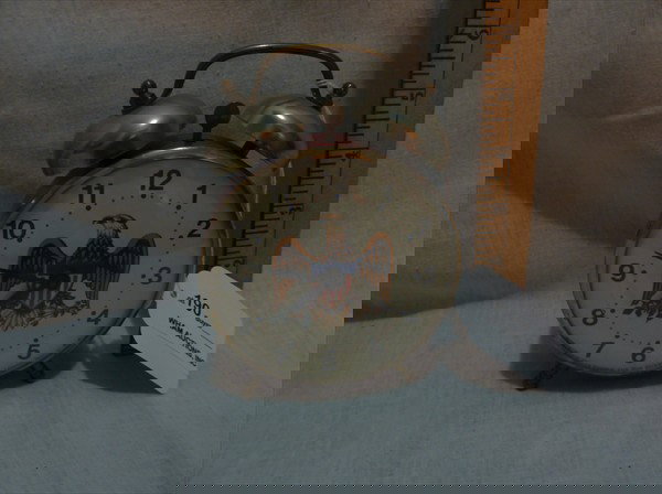 American Eagle Clock by Robert Shaw Time & Alarm L: Near Mint Condition - Working