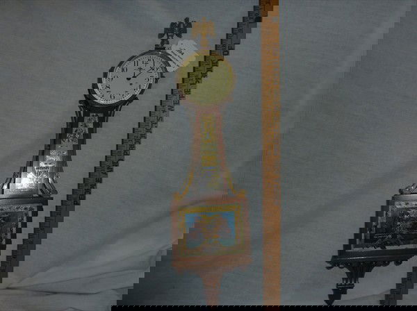 Rare Miniature Waltham Keywound Banjo Clock: 7 Jewel High Quality Movement, #1550, This clock is in several clock guides, Mint Condition, 8 Day, Walnut Case, Recently fully services, Runs Great, Rare Hull Glasses, Circa 1927