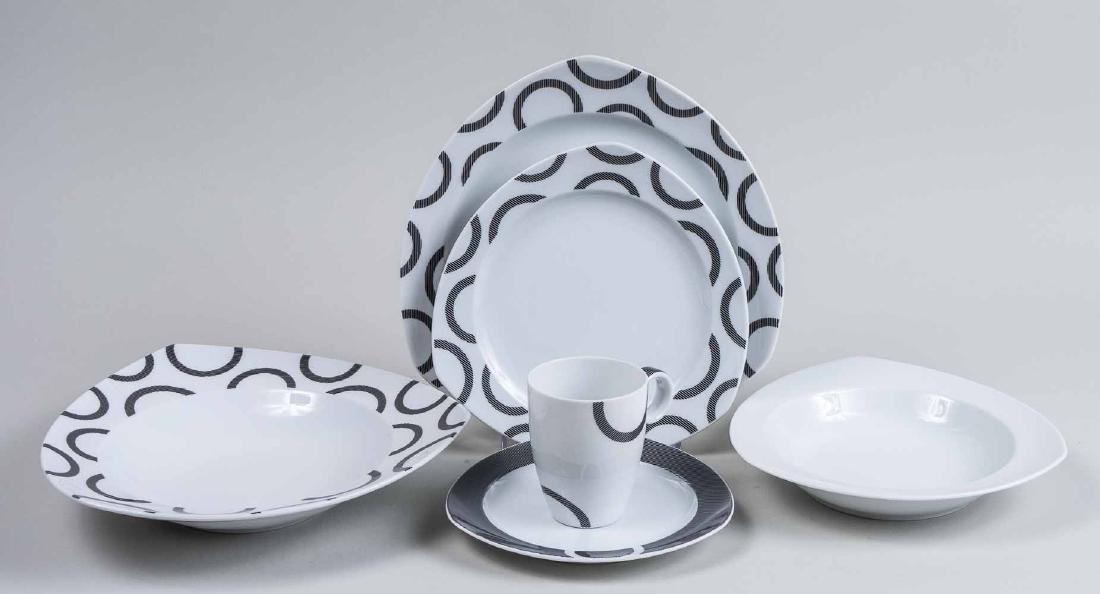 Thomas (Rosenthal Group) Porcelain Dinner Service (1 of 2)