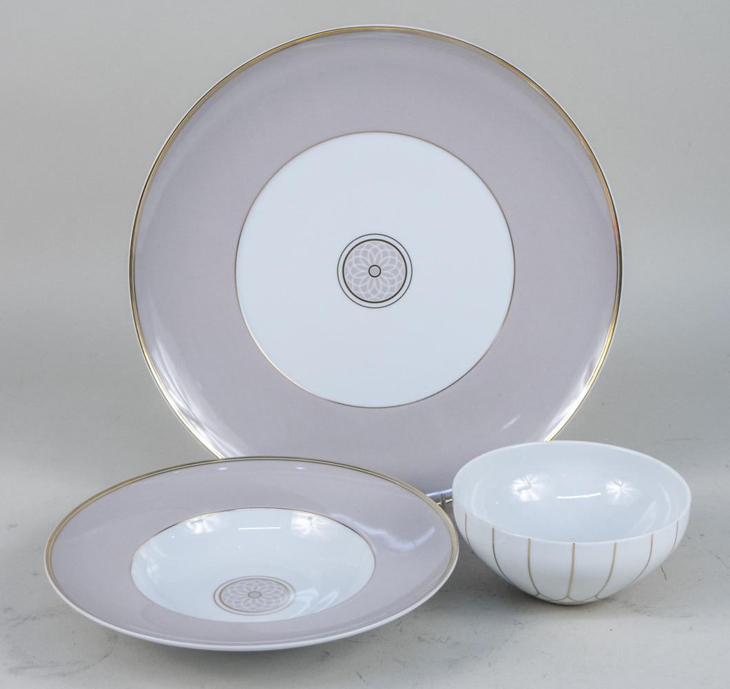 Vista Alegre Terrace Partial Dinner Service: Sixteen pieces, comprising four chargers, four soup plates, and eight cereal bowls. Charger diameter 12 7/8 inches. Notice to bidders: Due to the nature of this particular online sale, the lots offere
