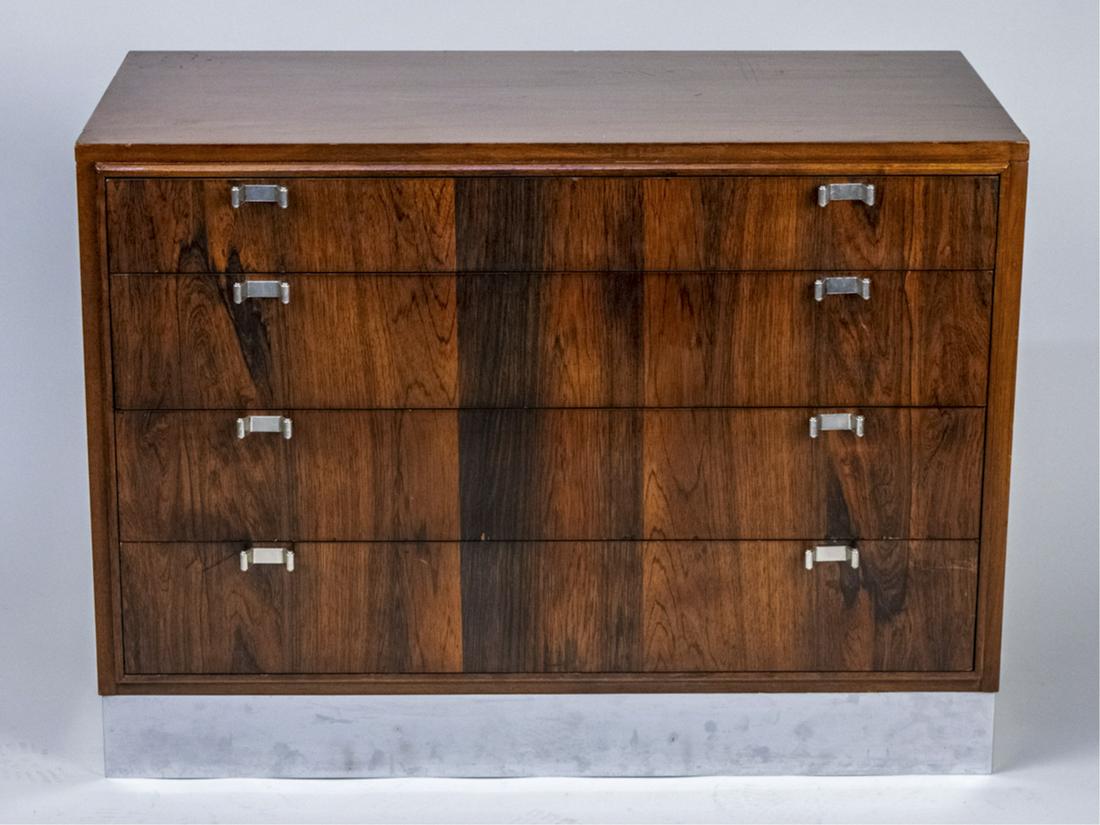 Milo Baughman Style Mid Century Modern Chest: Rectangular top over four graduated drawers with chrome pulls, on a chrome plinth base. Height 29 inches, width 40 inches, depth 20 inches. Notice to bidders: Condition reports and additional photogra