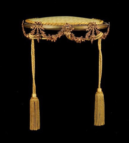 Crown Valence: Neoclassical style with ribbon and floral swag decoration and metallic rope accent. Width 28 inches, depth 18 inches.