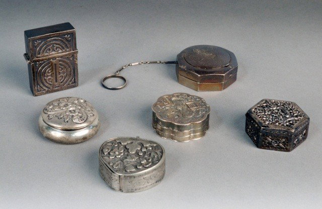 Six Trinket Boxes: Various styles, including a lady's coin purse with mirror and ring, etc.