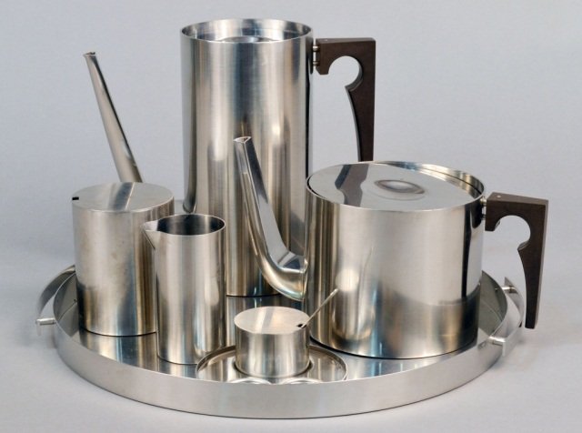 Stelton Cylinda Line Coffee Service: Designed by Arne Jacobsen, comprising a coffee pot, teapot, milk jug, sugar, etc.