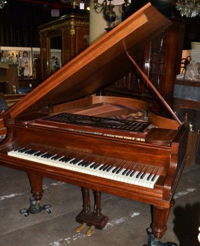 Bechstein Baby Grand Piano: Bechstein Baby Grand Piano