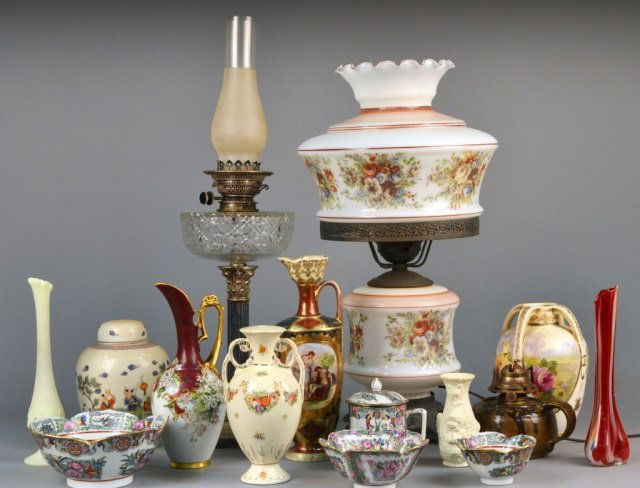 Miscellaneous Group of Table Decorations: Including two oil lamps, two bud vases, a Gone with the Wind lamp, etc.