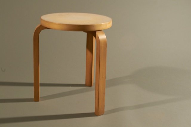 Alvar Aalto Low Table: Circular top on bentwood legs, Scandinavian Design paper label under top. Height 17 1/2 inches.