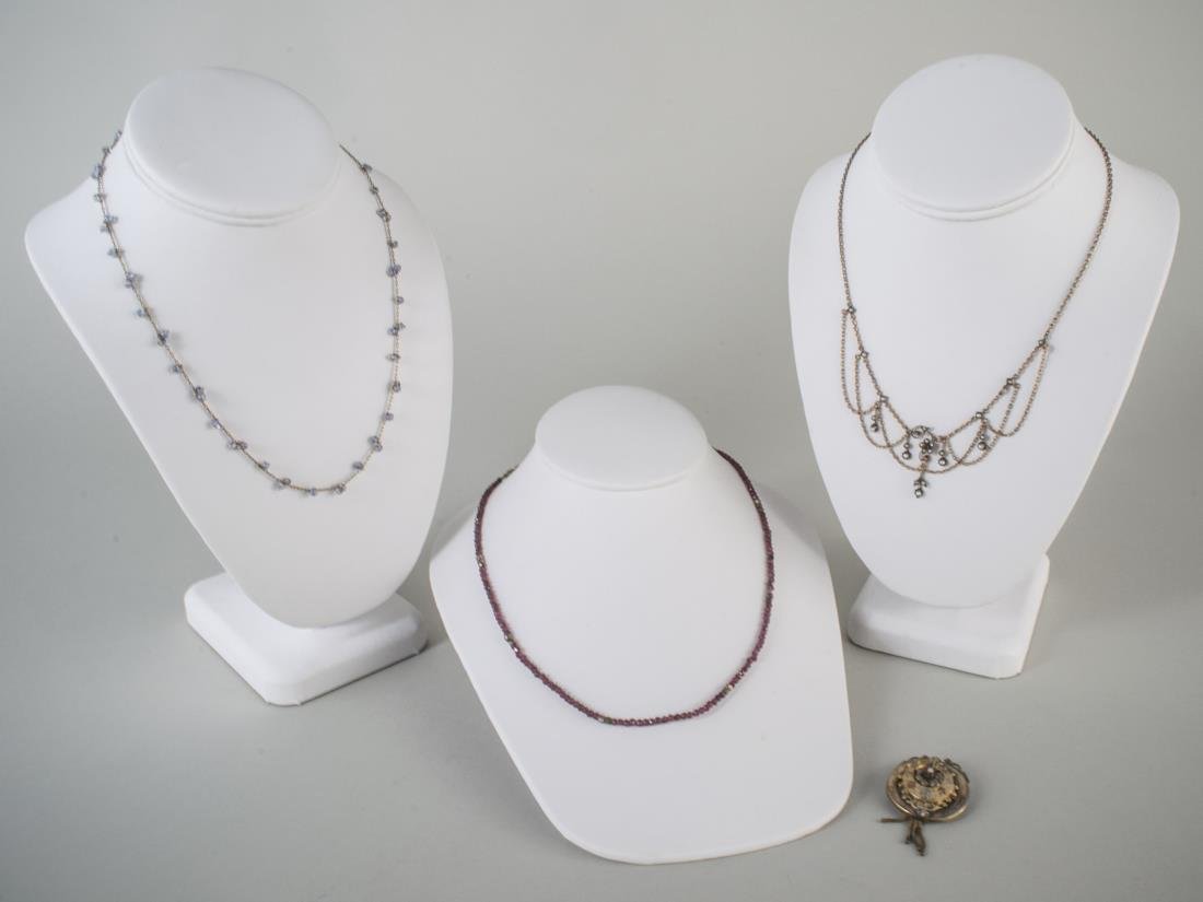 Group of Vintage Jewelry: Including a Victorian tassel pin, an Art Nouveau necklace, a faceted bead necklace, etc.
