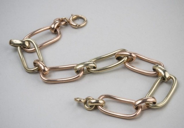 Gold Chain Bracelet: 14k yellow and rose gold. Length 7 1/2 inches, 12.4 dwt.