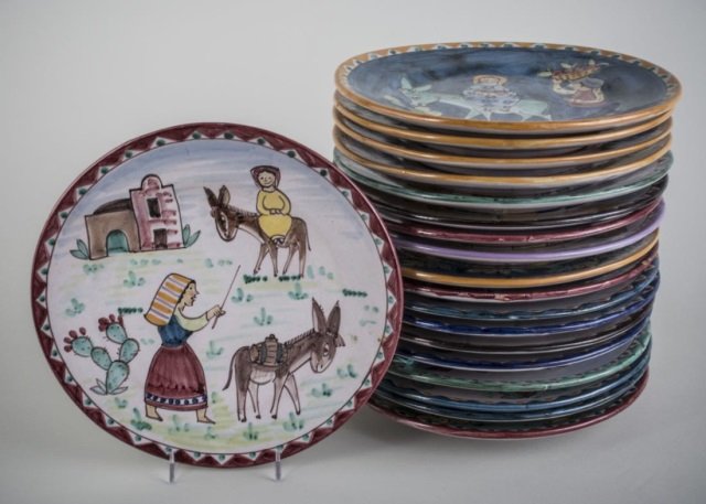 Set of V Pinto Vietri Pottery Plates: All with various Mexican scenes. Diameter 10 3/4 inches.