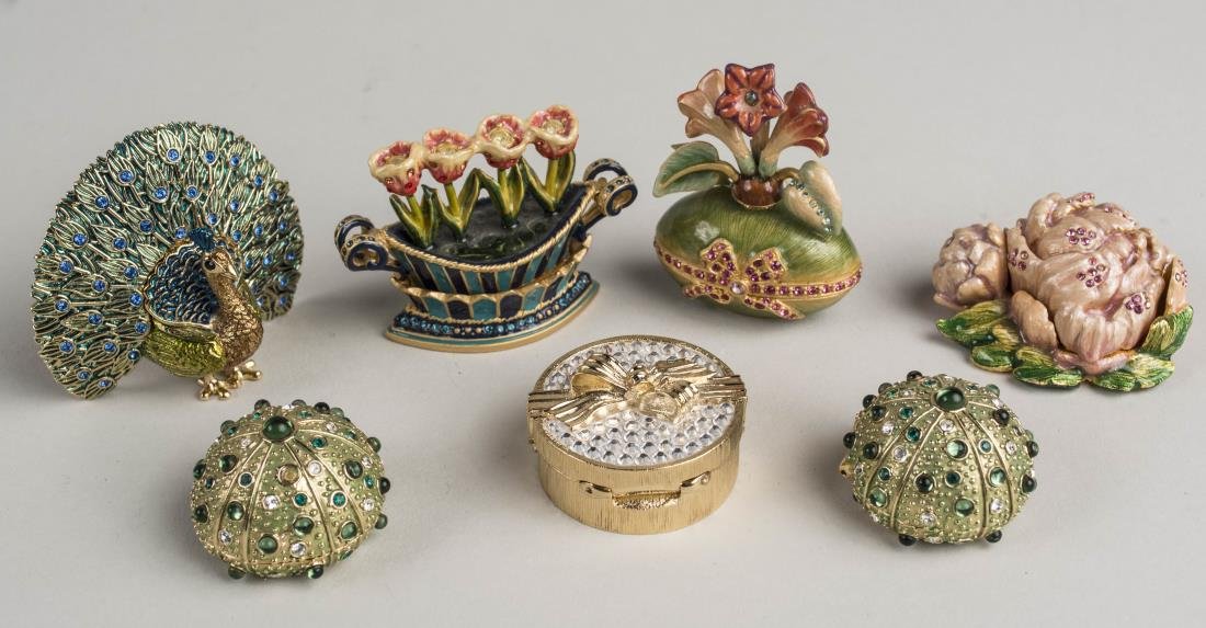 Seven Estee Lauder Solid Perfume Compacts (1 of 1)