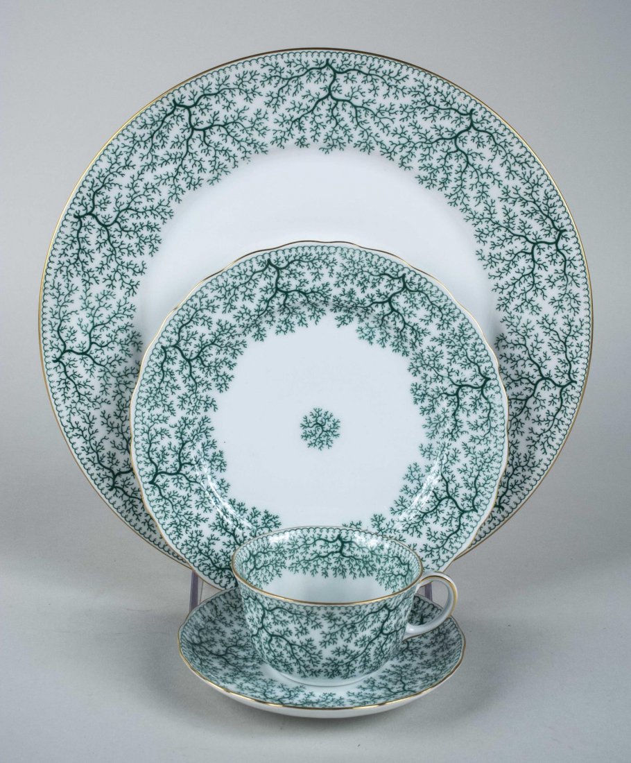 Furstenberg German Porcelain Dinner Service: Approximately one hundred and twenty four pieces, Park Lane - Green pattern, comprising twelve dinner plates, eight luncheon plates, ten dessert plates, six salad plates, eleven bread plates, twelve s