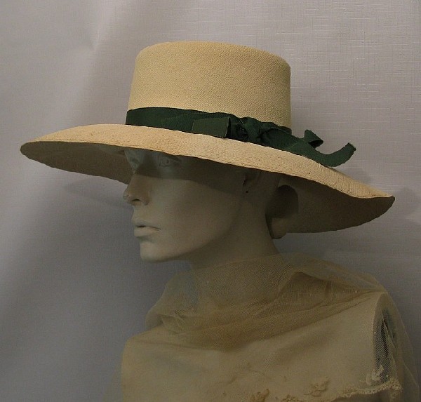 1970's Panama Straw Large Brim Ladies Hat: Lord & Taylor Label original hand-woven panama hat, dark green grosgrain ribbon band Sz: Medium.