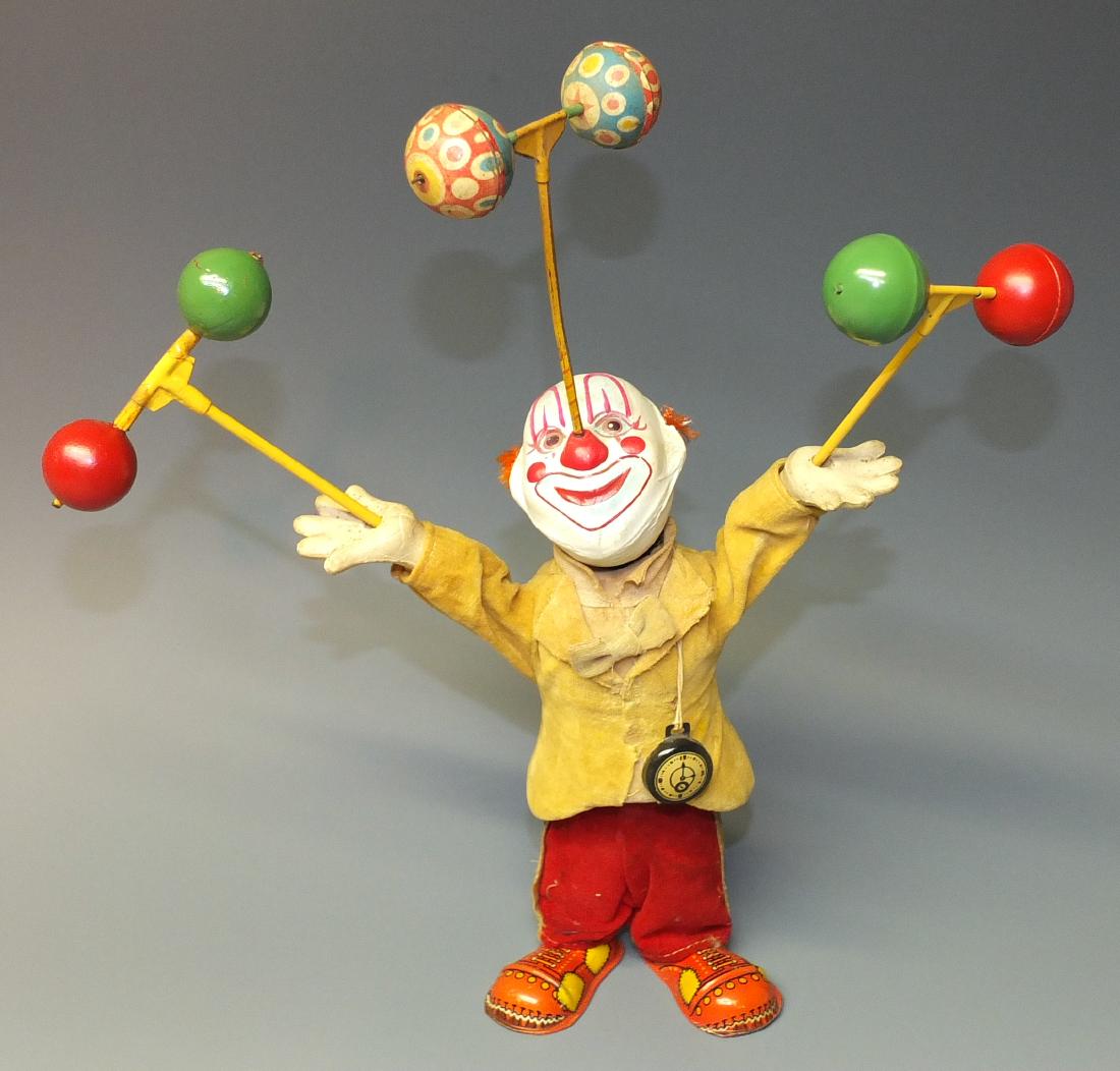 ALPS JAPAN TIN WINDUP JUGGLING CLOWN (1 of 4)