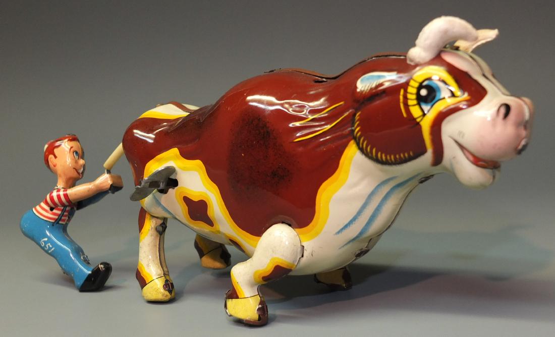 MIKUNI JAPAN ROARING BULL PULLING BOY WINDUP (1 of 3)