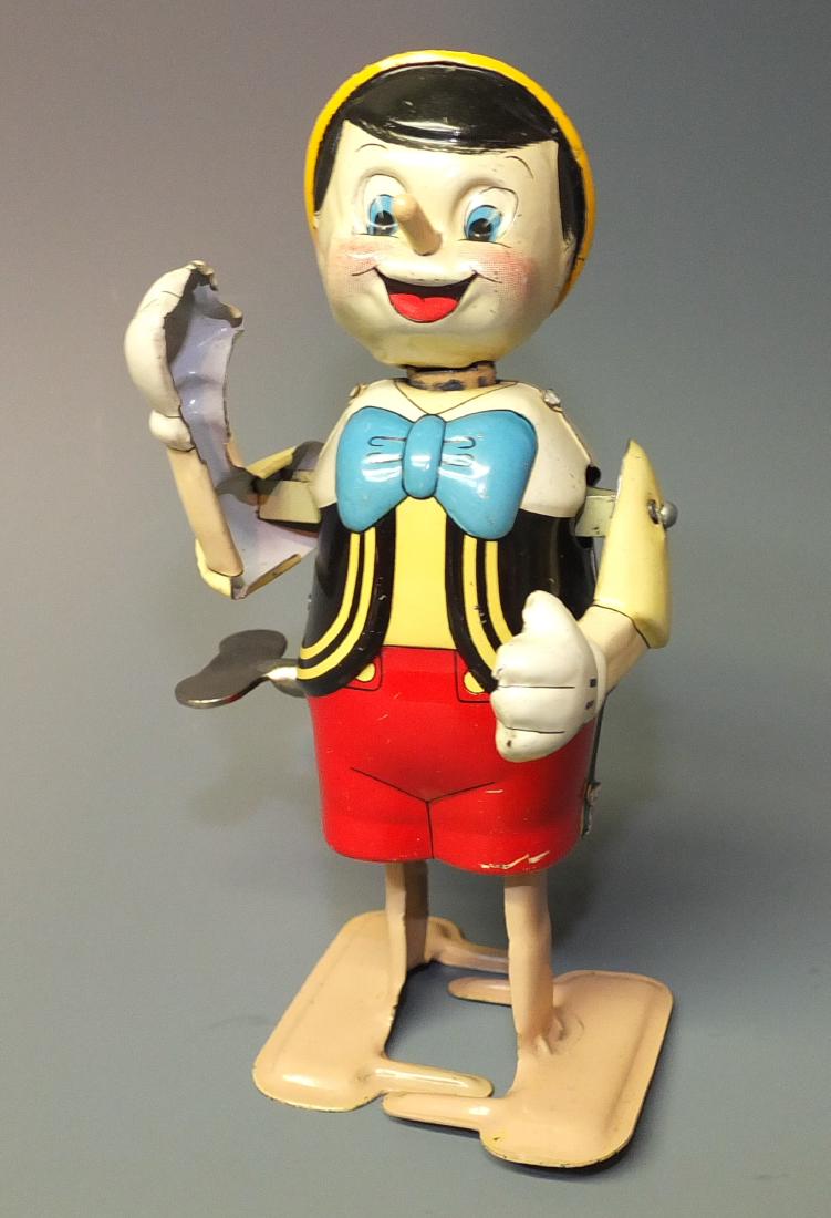LINEMAR WALKING PINOCCHIO DISNEY WINDUP (1 of 4)