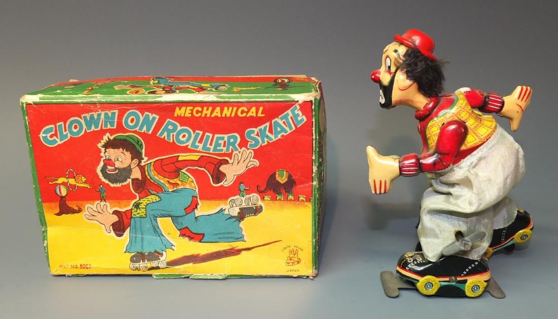 TPS ROLLER SKATING HOBO CLOWN WINDUP & BOX (1 of 7)