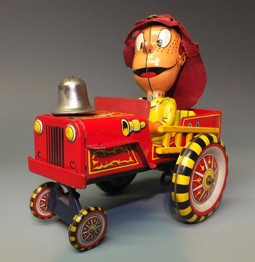 SCARCE LINEMAR FIRE CHIEF CAR TIN WINDUP (1 of 11)
