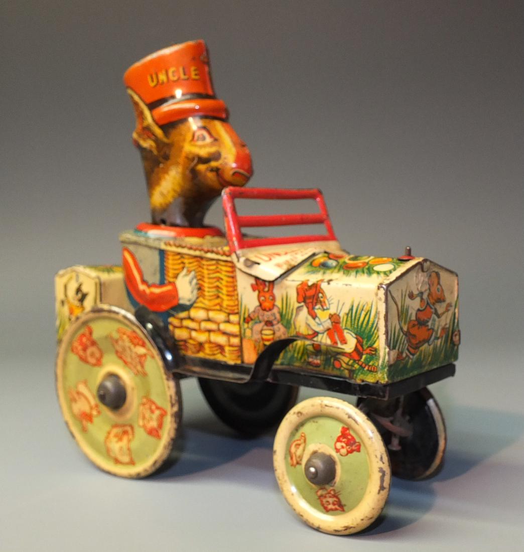 MARX UNCLE WIGGILY TIN WINDUP CRAZY CAR (1 of 7)