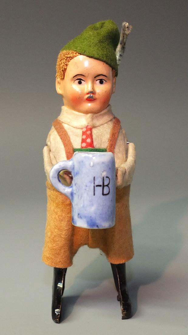SCHUCO TYROLIAN BEER DRINKING TIN WINDUP MAN (1 of 4)