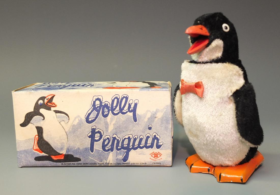 MODERN TOYS JOLLY PENGUIN WINDUP & BOX (1 of 8)